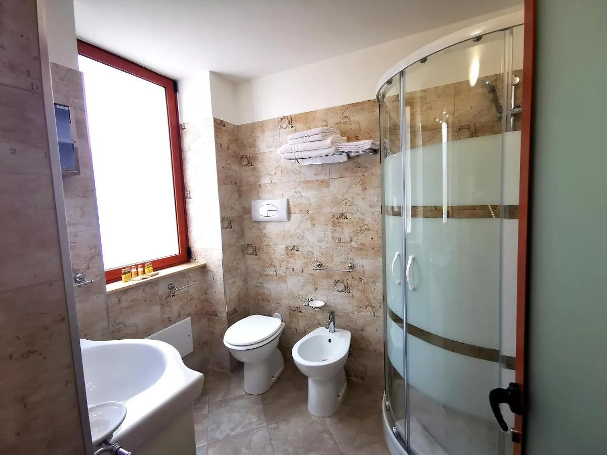 Guru House B&B Apartments Milazzo 0*,